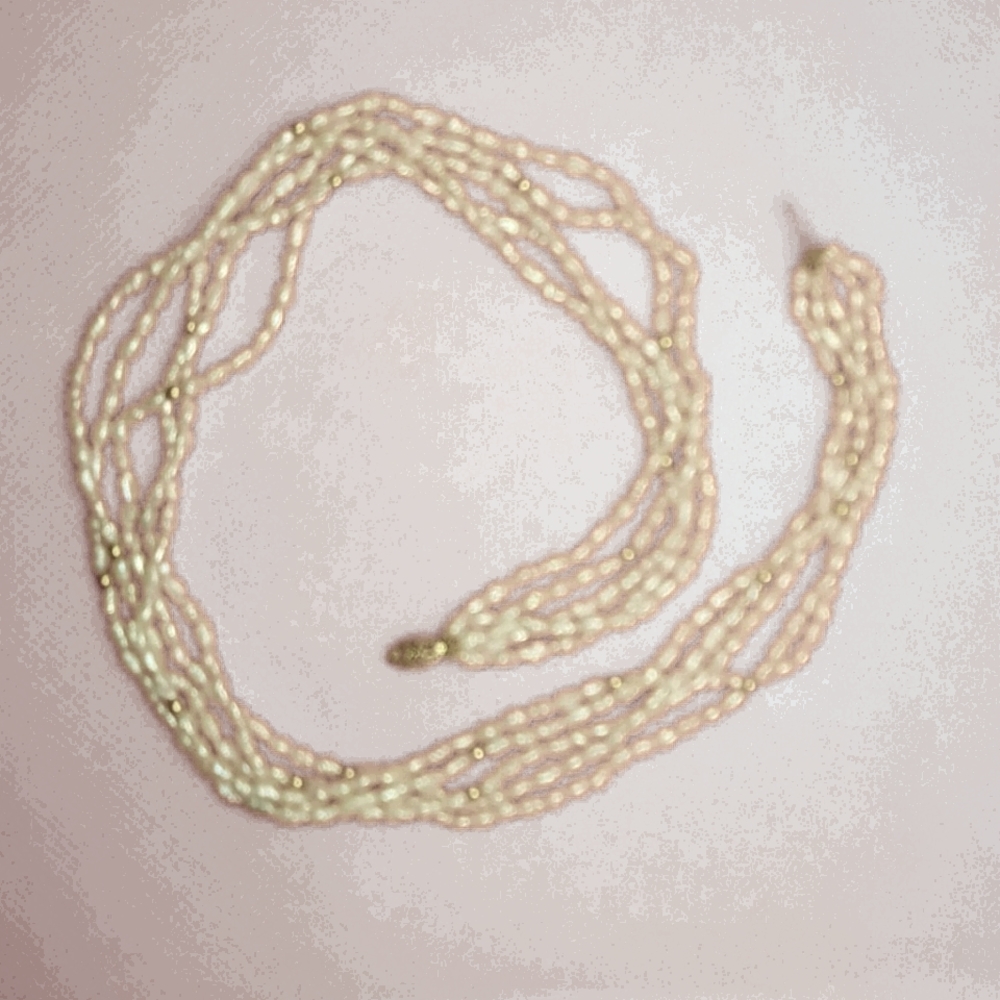 Rice pearl necklace